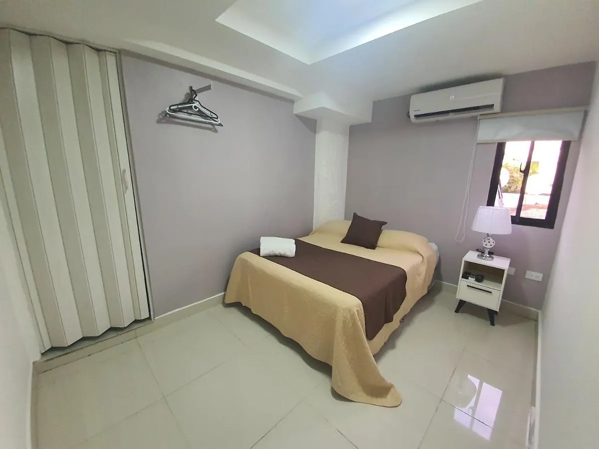 Pensión Malecon Rooms Y Hotel Santo Domingo