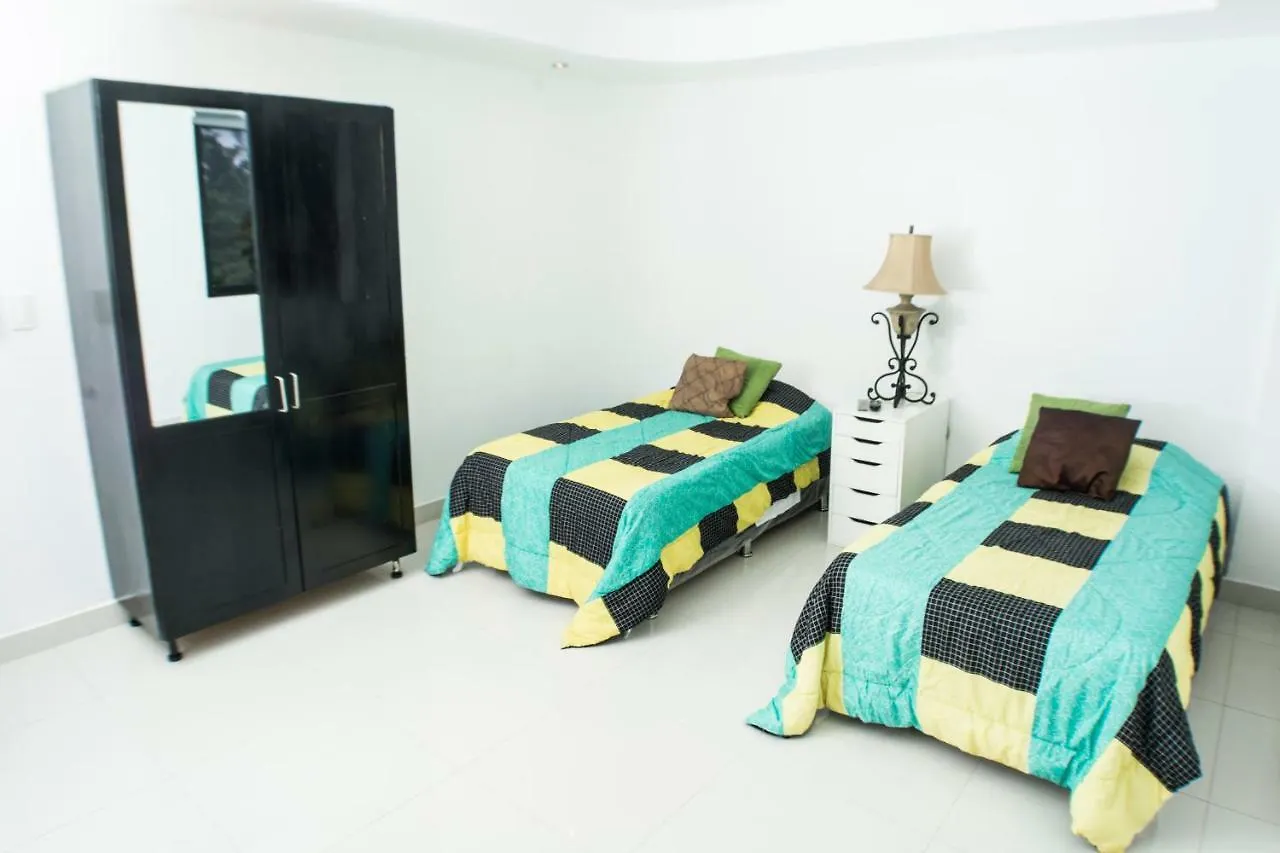 Malecon Rooms Y Hotel Santo Domingo