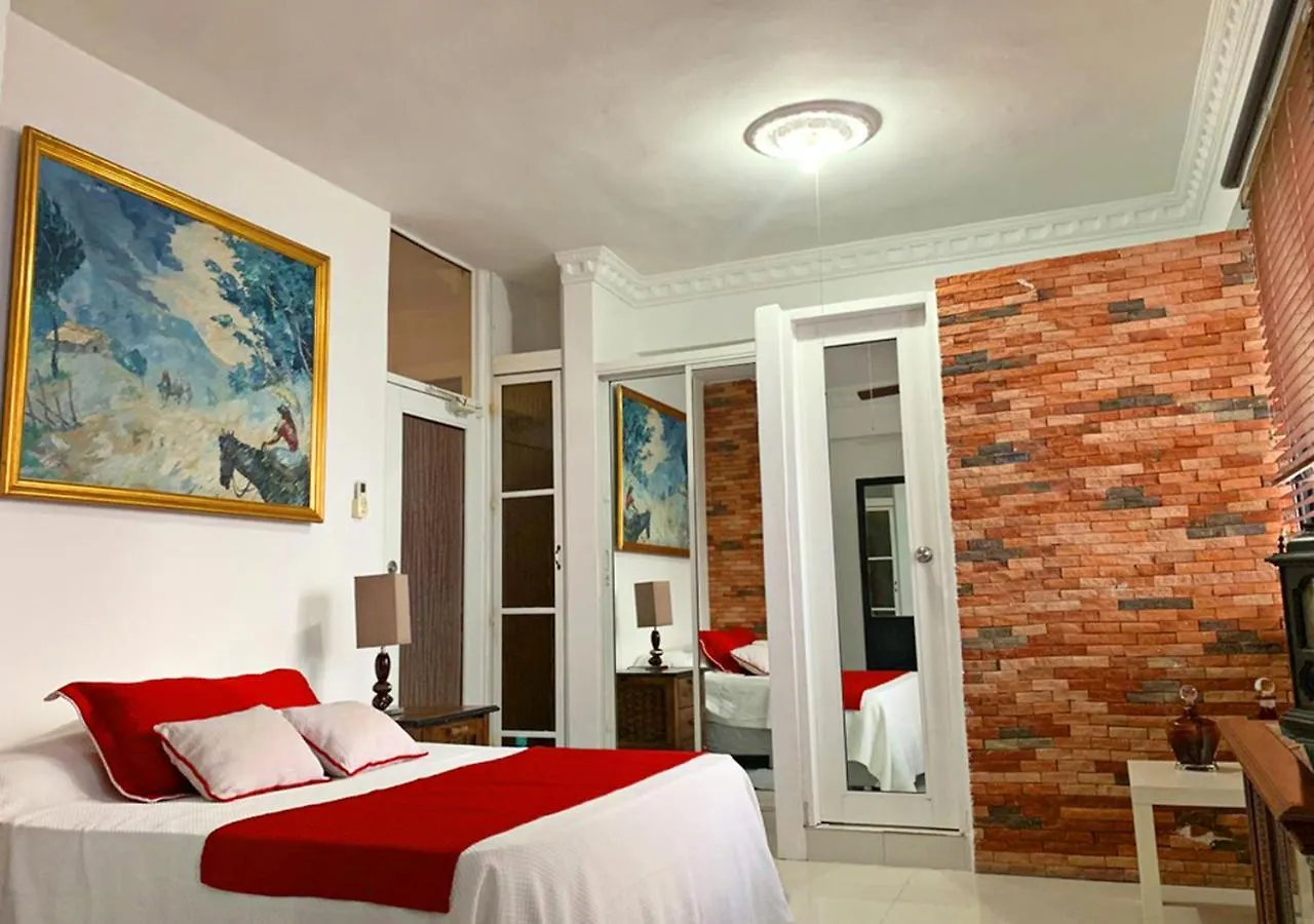 Pensión Malecon Rooms Y Hotel Santo Domingo