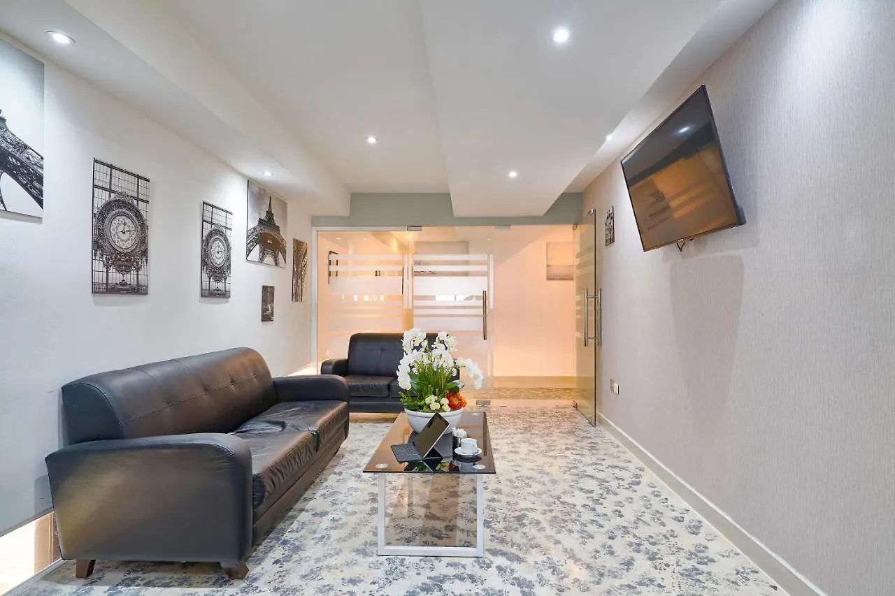 Malecon Rooms Y Hotel Σάντο Ντομίγκο 3*,