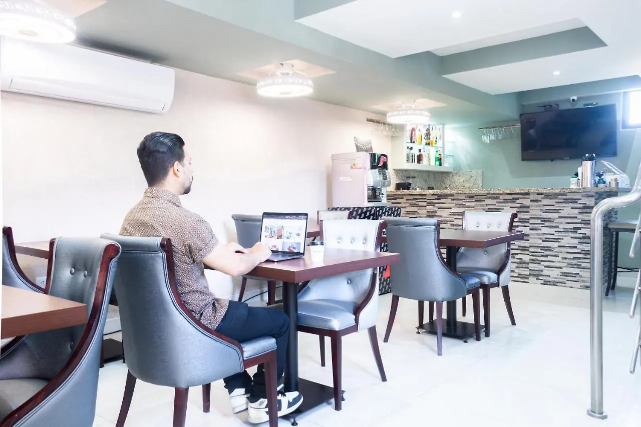 Malecon Rooms Y Hotel Santo Domingo